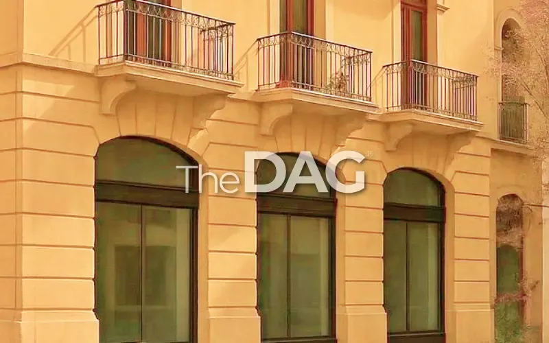 Luxurious 180 SQM Flat Shop for Rent in Downtown Beirut — photo 1