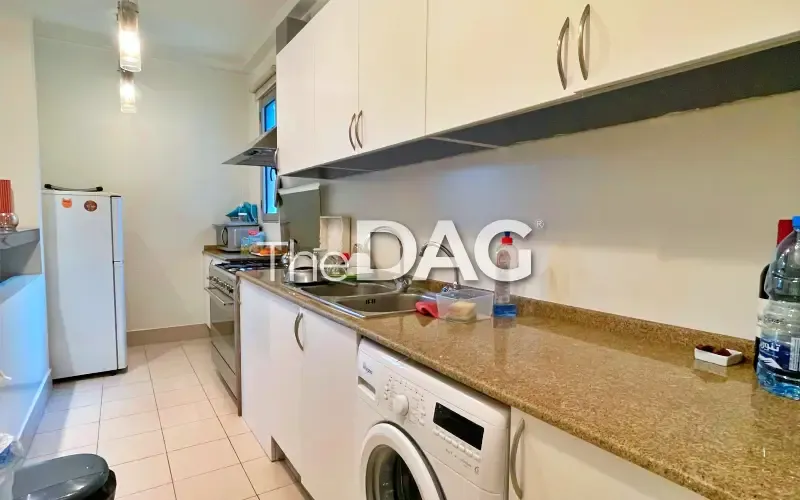 American Style 90 SQM Apartment for Rent in Achrafieh — الصورة 4