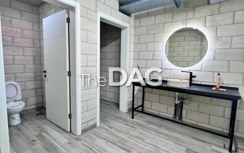 Commercial 900 SQM Warehouse Building for Rent in Baabda — الصورة 3