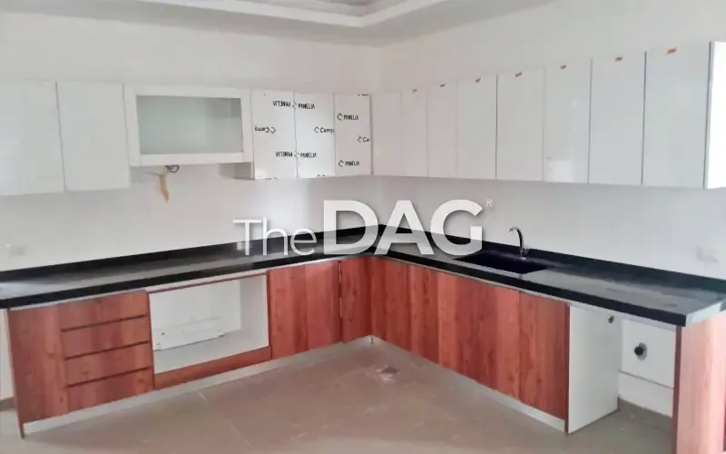 Luxurious 240 SQM Apartment for Sale in Louaizeh — الصورة 3
