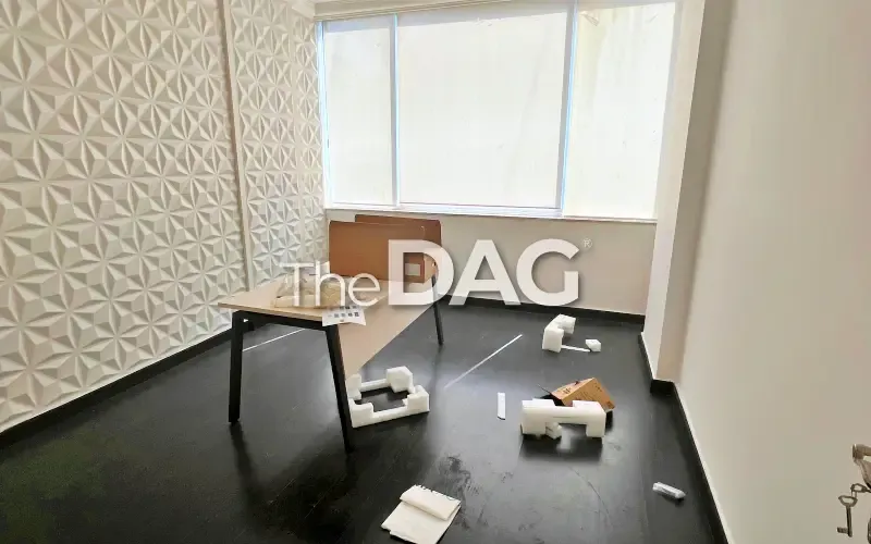 Modern 70 SQM Office for Rent in Badaro — الصورة 3