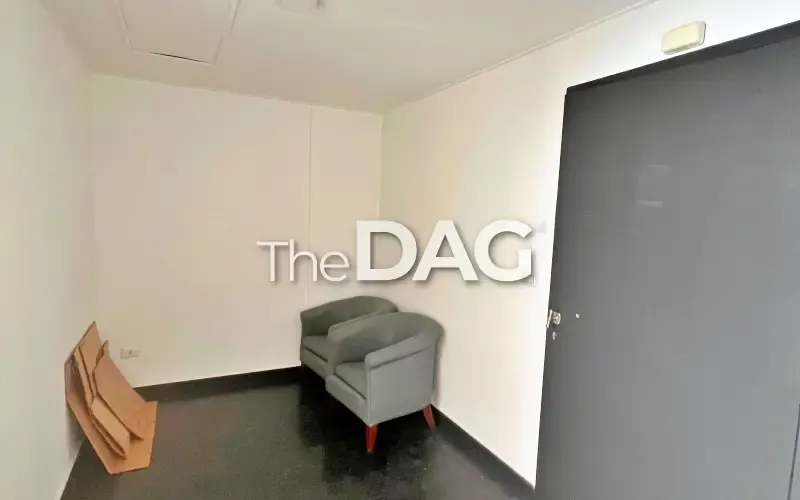 Modern 70 SQM Office for Rent in Badaro — الصورة 4