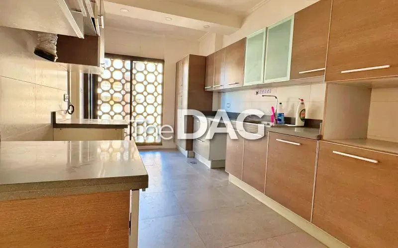 Prime 250 SQM Apartment for Rent in Rawshi — الصورة 2