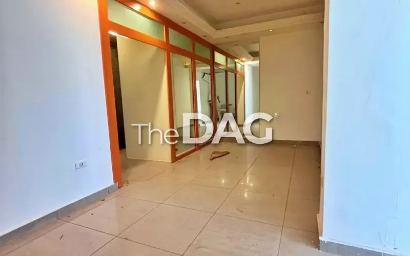 Prime 100 SQM Shop for Rent in New Jdeideh — photo 3