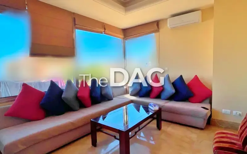 Spacious 250 SQM Apartment for Sale in Mtayleb — الصورة 3