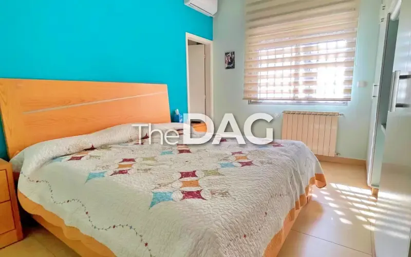 Spacious 250 SQM Apartment for Sale in Mtayleb — الصورة 5