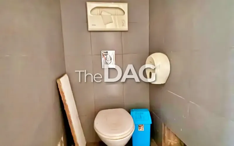 Spacious 170 SQM Showroom for Rent in New Jdeideh — photo 3