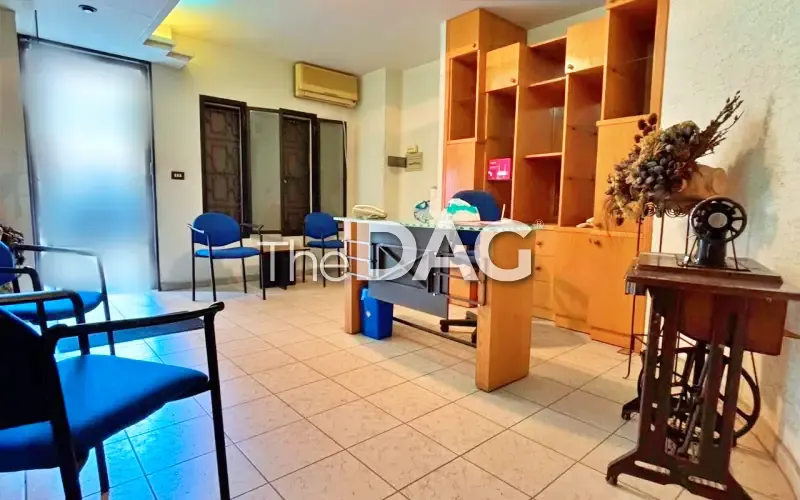 Functional 220 SQM Depot for Sale in Jdeideh — الصورة 5