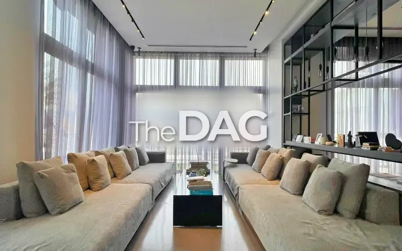 Elegant 460 SQM Duplex Apartment for Rent in Achrafieh — photo 1