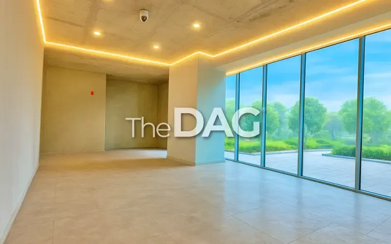 Saifi 300 SQM Shop for Rent Prime Location