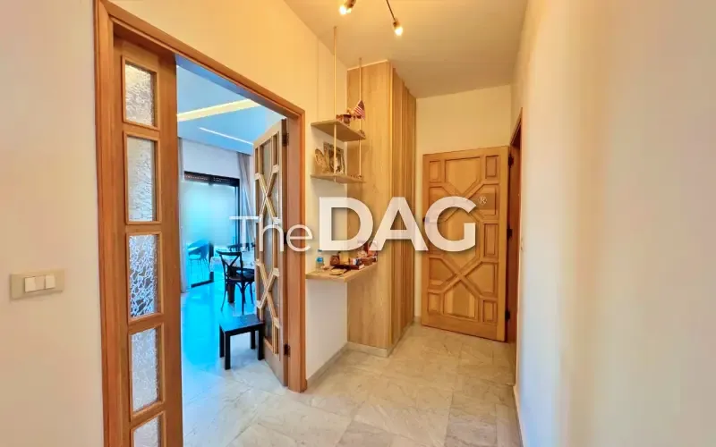 Ain El Remeneh 155 SQM Apartment for Sale Prime Location — الصورة 4