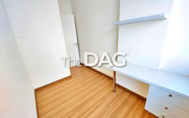 Badaro 140 SQM Office for Rent Prime Location — الصورة 3