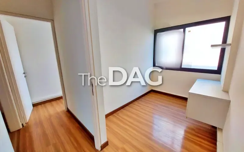Badaro 140 SQM Office for Rent Prime Location — الصورة 5