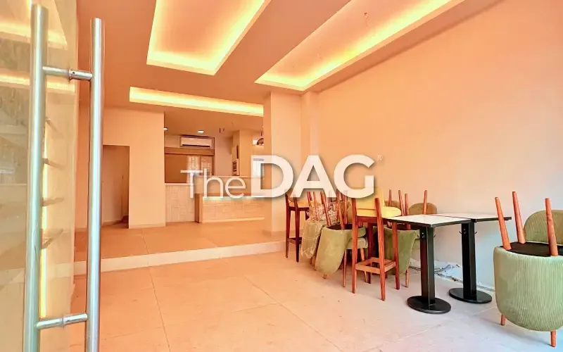 Prime 120 SQM Shop for Rent in Badaro — photo 2