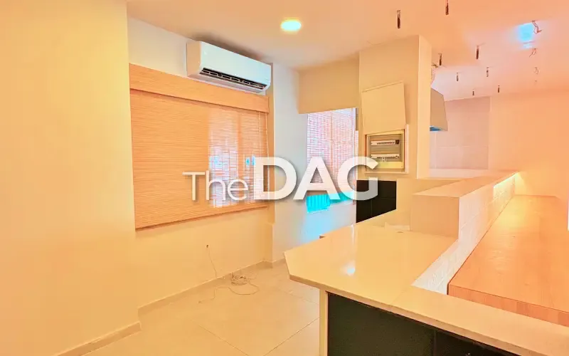 Prime 120 SQM Shop for Rent in Badaro — photo 3