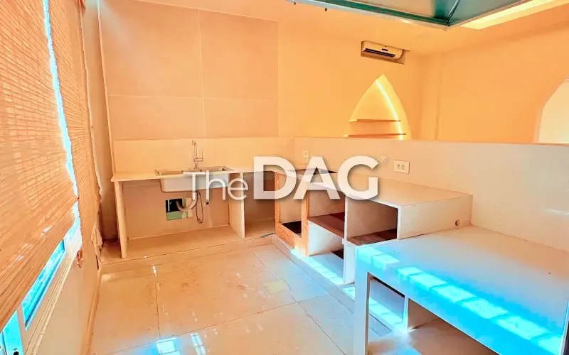 Prime 120 SQM Shop for Rent in Badaro — photo 5