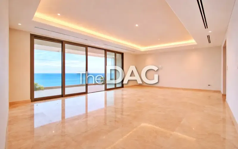 Prestigious 535 SQM Apartment for Rent in Raouche