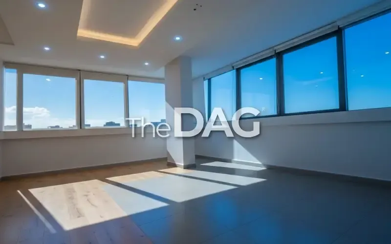 Prime Highway 340 SQM Office for Rent in Zalka — photo 1