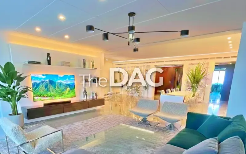 Seaview 300 SQM Apartment for Sale in Achrafieh