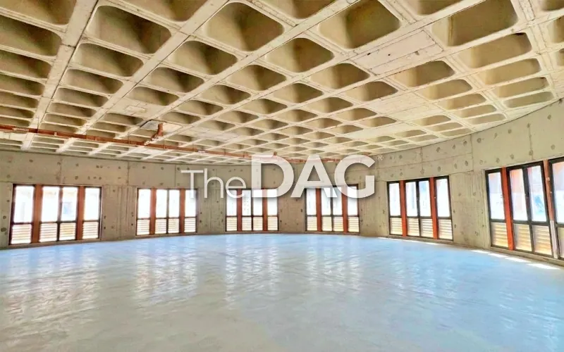 Iconic 300 SQM Office for Rent in Downtown — الصورة 1