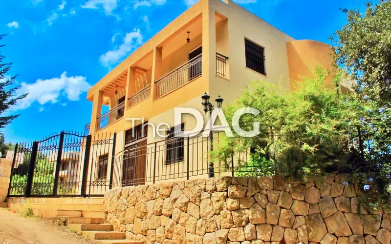 Triplex 405 SQM Villa for Sale in Dlebta