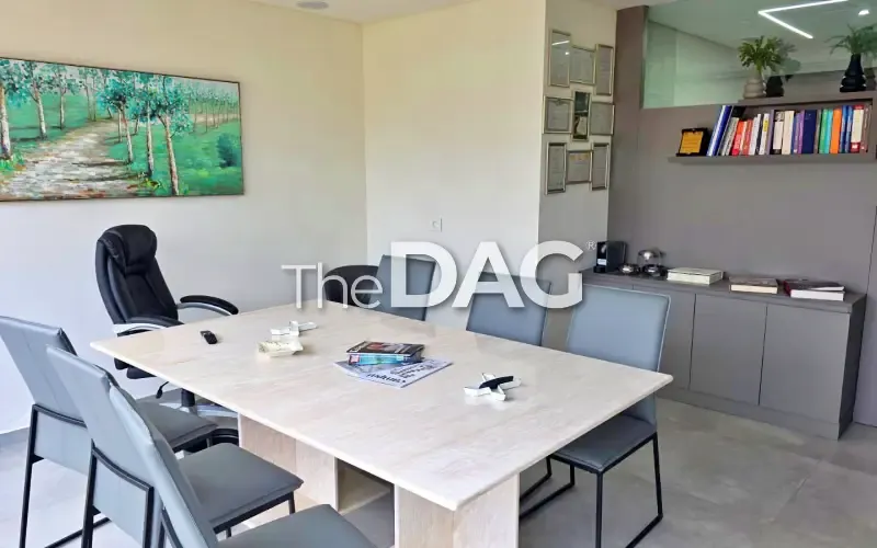 Functional 50 SQM Office for Rent in Hazmieh — الصورة 4