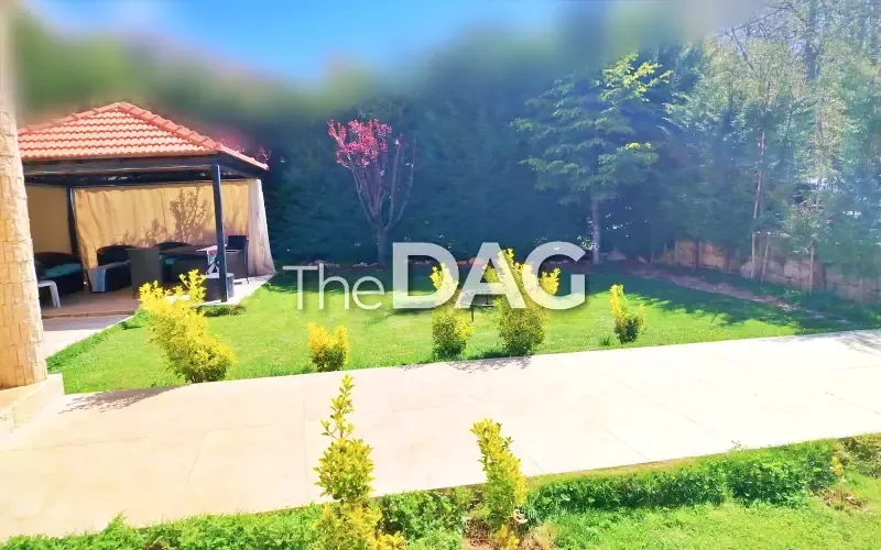 Garden 600 SQM Apartment for Rent in Faraya — الصورة 2