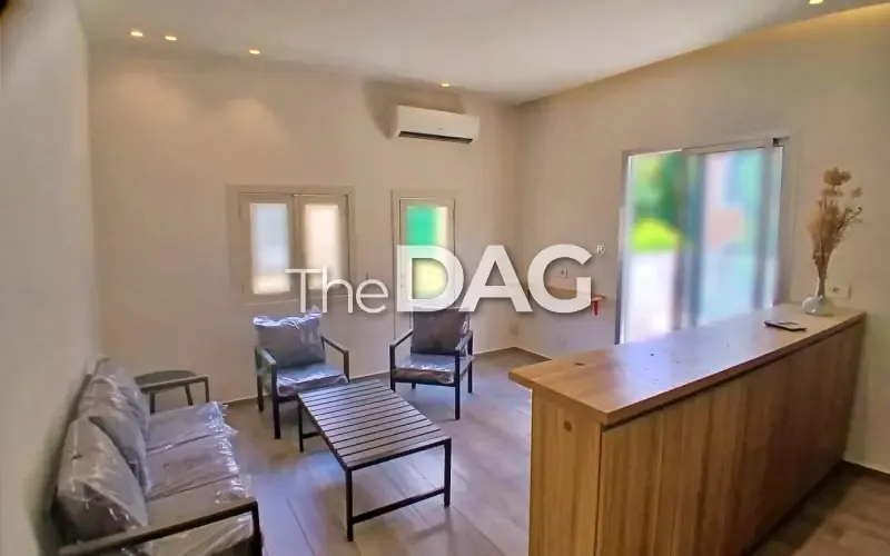 Furnished 70 SQM Apartment for Rent in Gemmayzeh with Terrace — الصورة 2