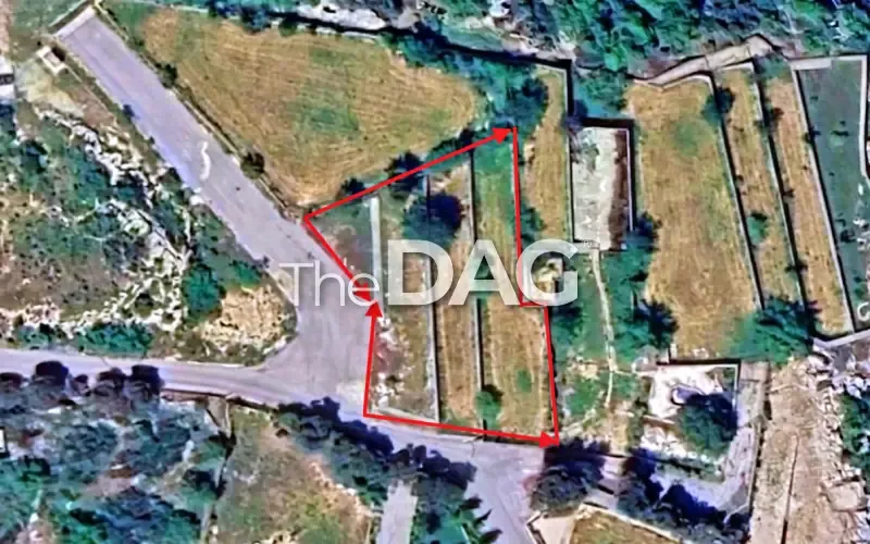 Prime Location 1200 SQM Land for Sale in Feytroun — الصورة 2