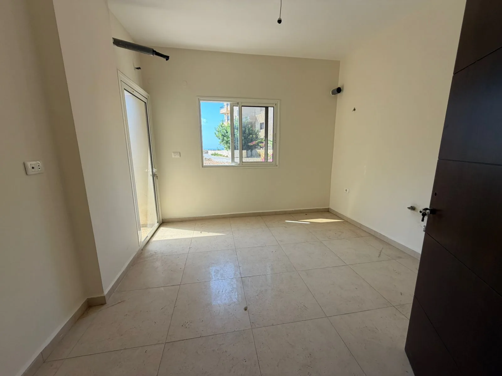 Apartment for Sale in Batroun — الصورة 2
