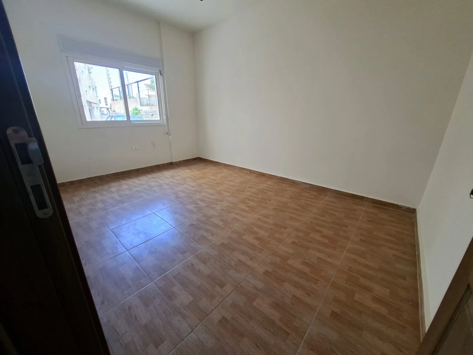 Apartment for Sale in Nahr Ibrahim — الصورة 6