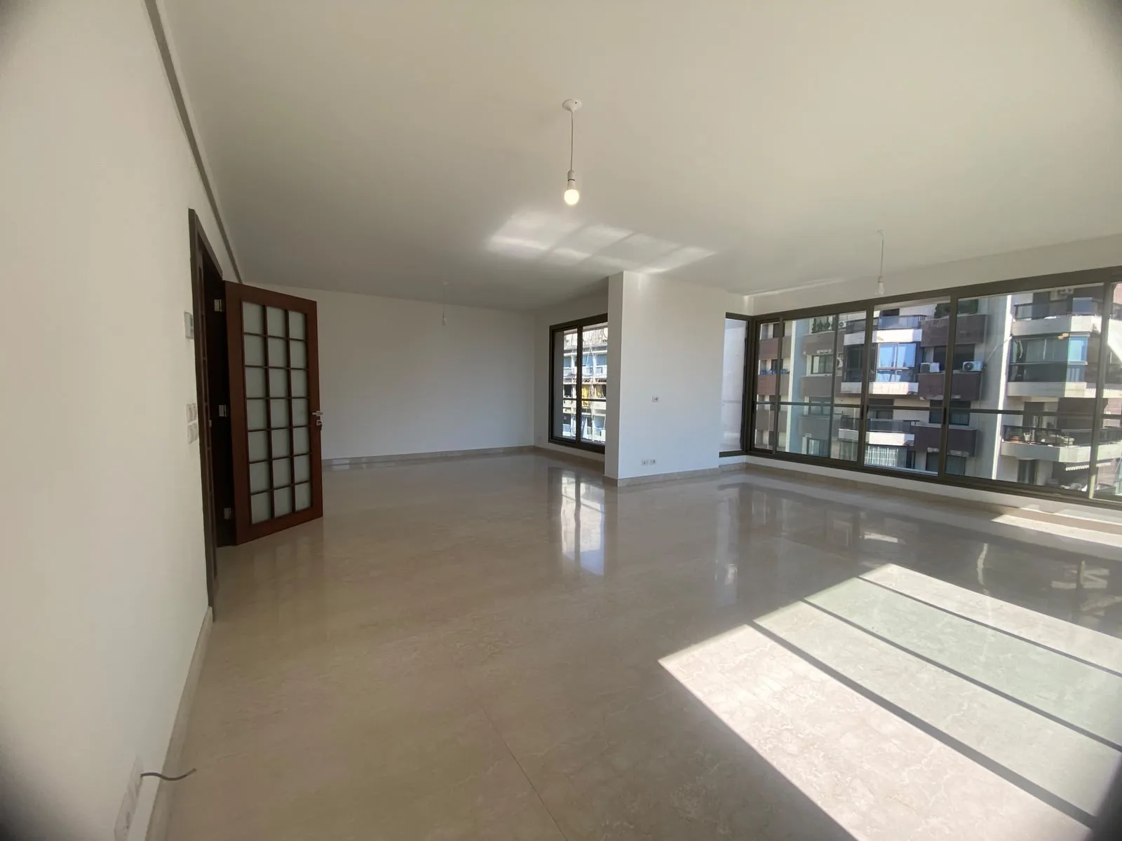 Apartment for Sale in Caracas — الصورة 2
