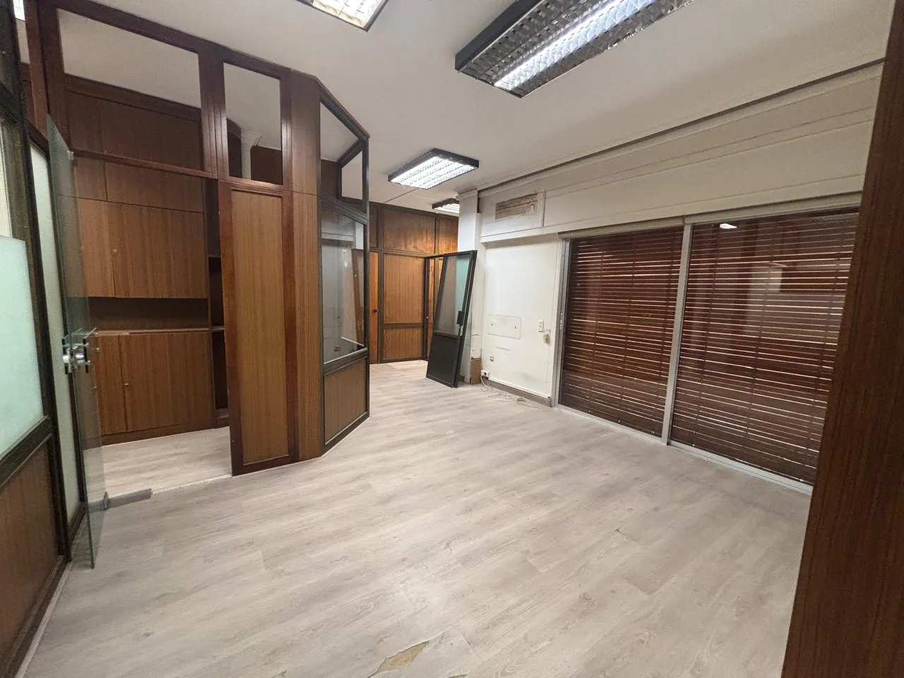 Office for rent in Badaro