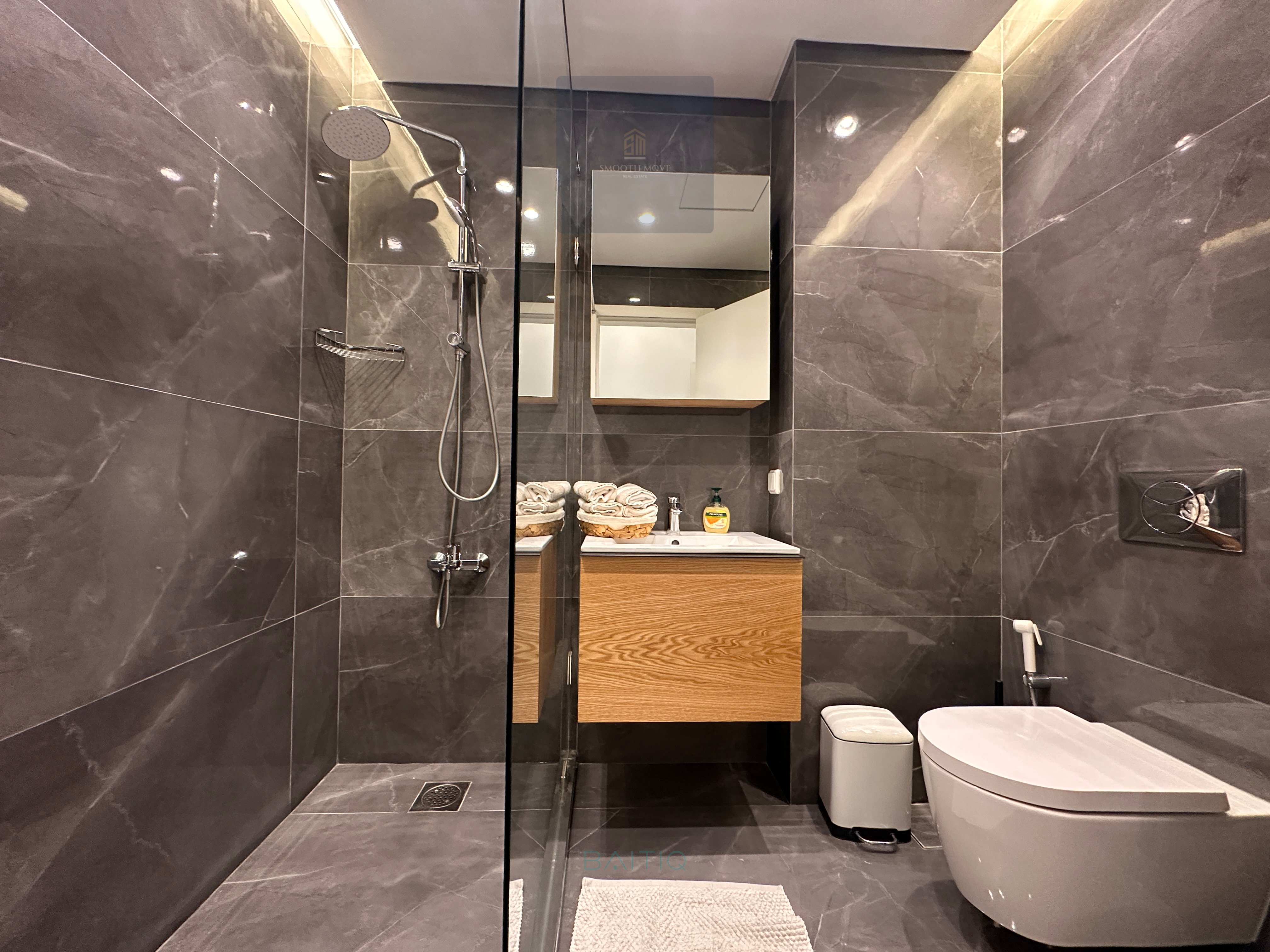 Beautiful 4 Bedroom Apartment for Sale in Saifi, Beirut — الصورة 13