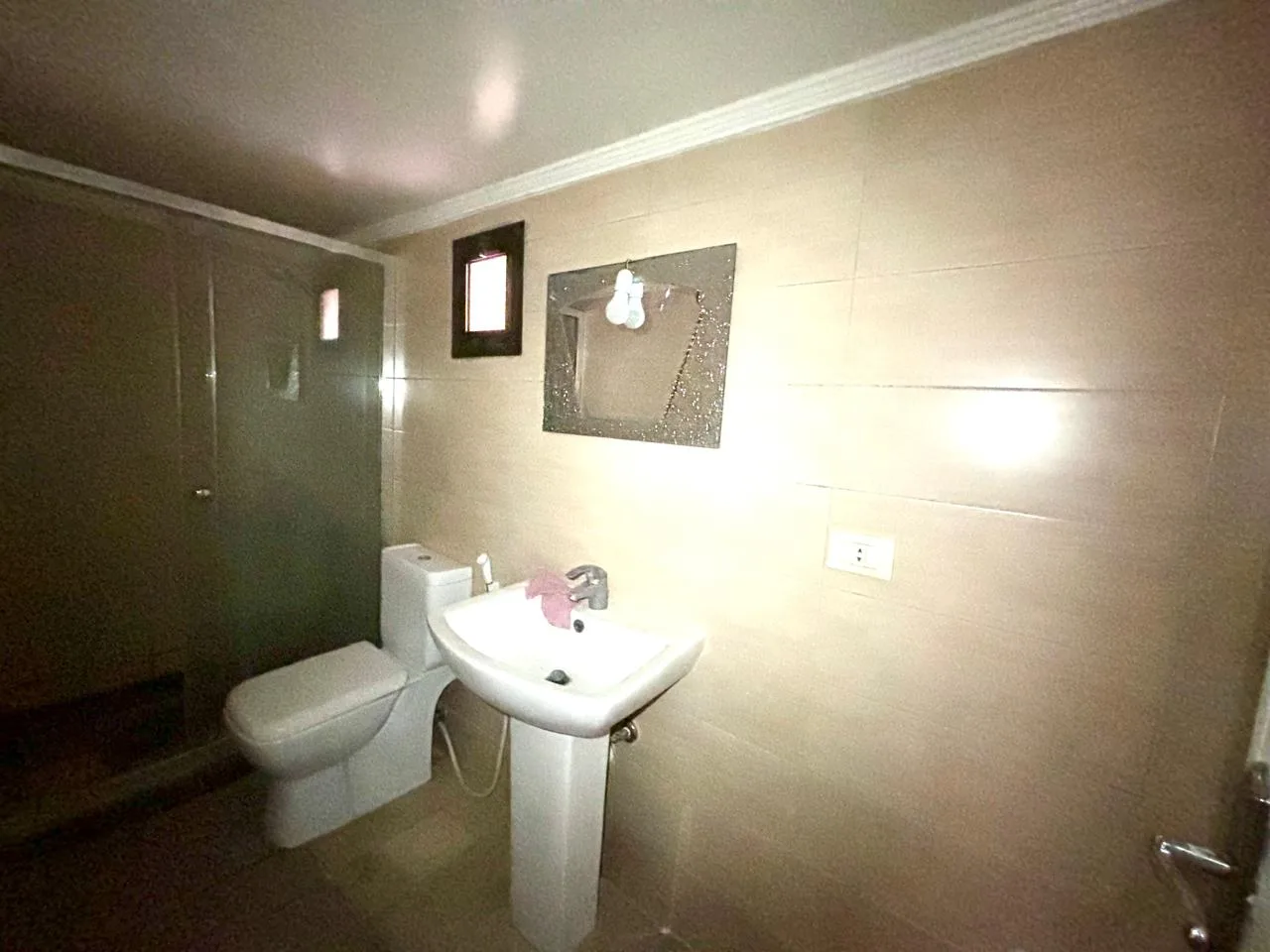 Apartment for Sale in Forn El Chebbak, Lebanon — الصورة 10