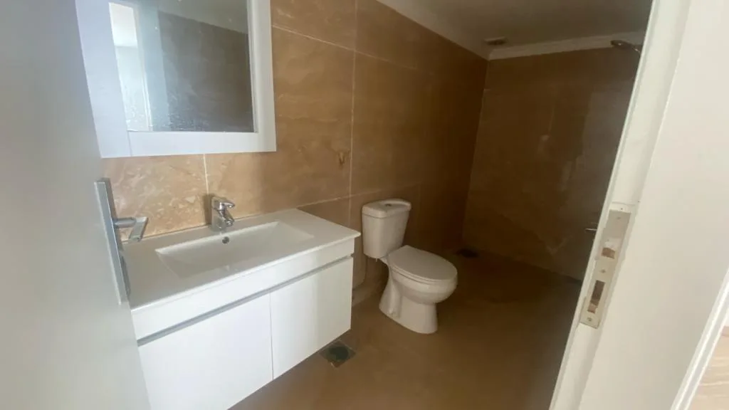 Office for rent in Nahr El Mot، Lebanon — الصورة 10