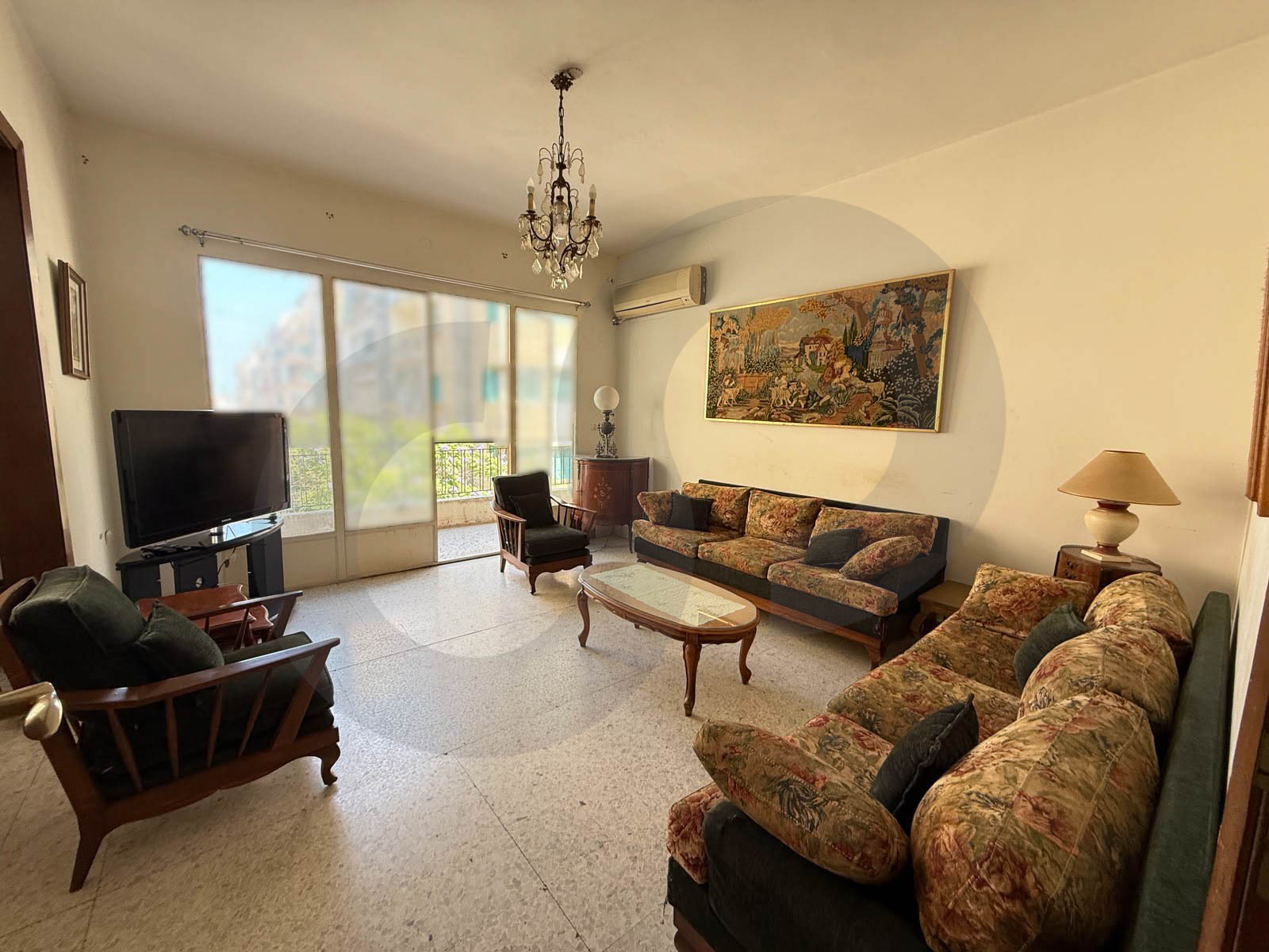 Prime Apartment for Sale/Easy access/Very well-maintained building/ACHRAFIEH-BEIRUT — الصورة 3
