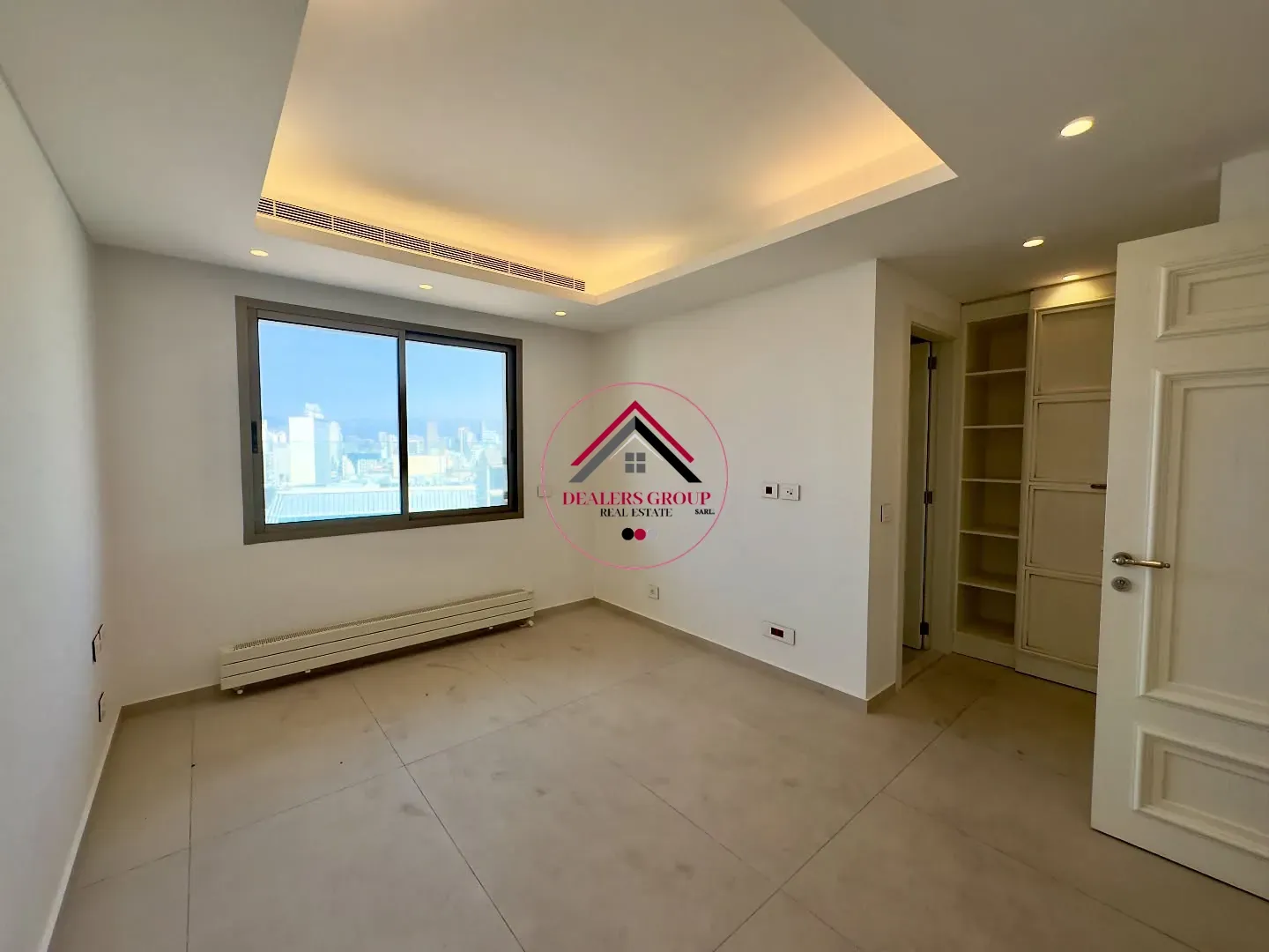 Private Terrace ! Sea View Deluxe Apartment for Sale in Ras Beirut — photo 2