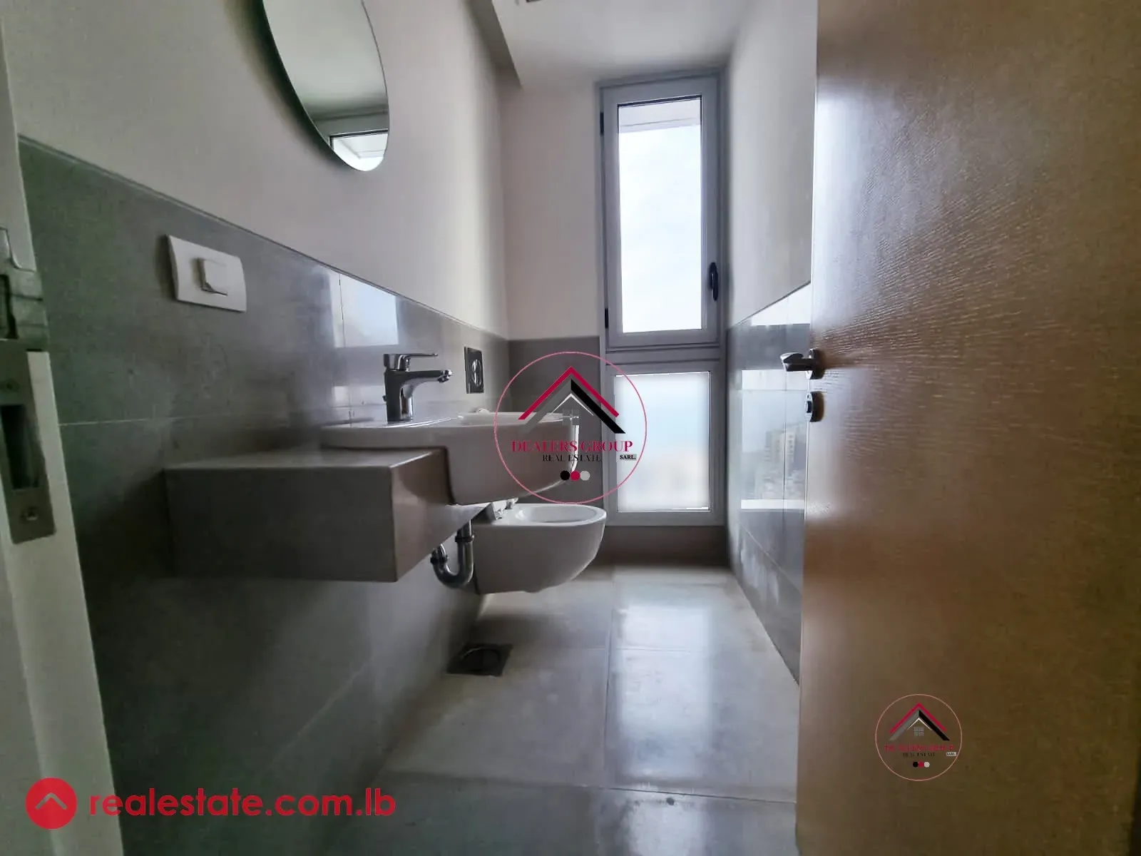 Private Terrace ! Sea View Charming Penthouse for Sale in Hamra — photo 2