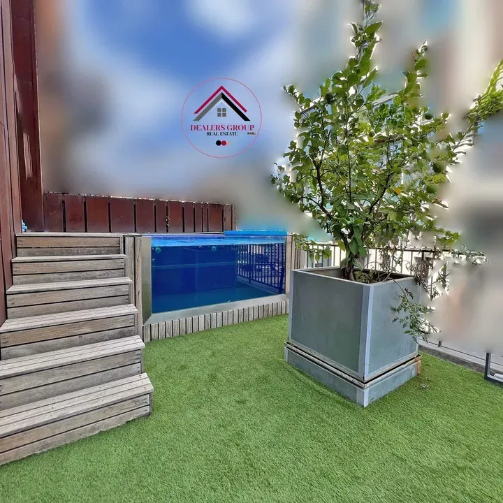 Pool + Terrace ! Prestigious Super Deluxe Penthouse for Sale In Achrafieh — photo 5