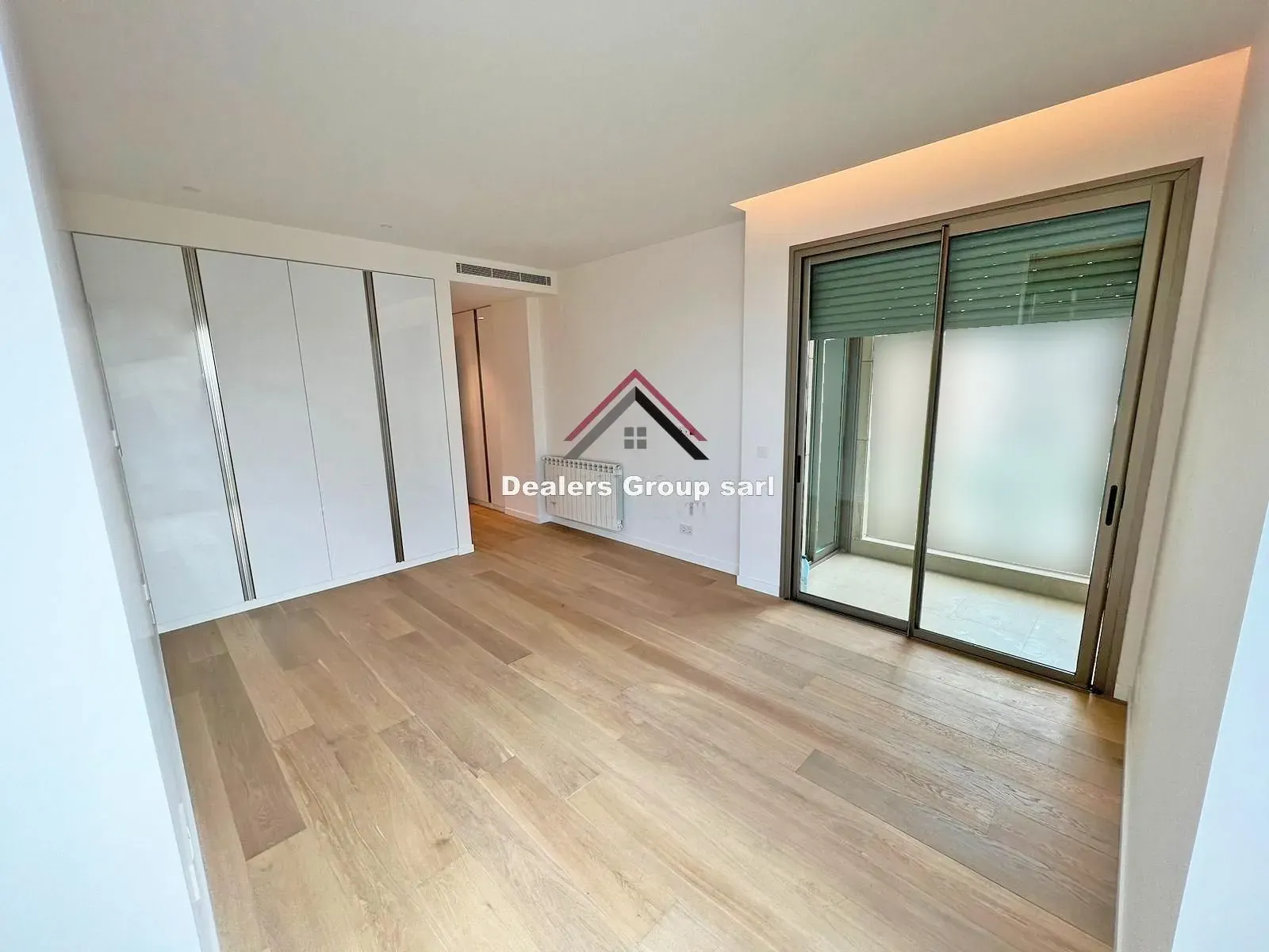 Deluxe Modern Apartment for Sale in Sursock Achrafieh — photo 3