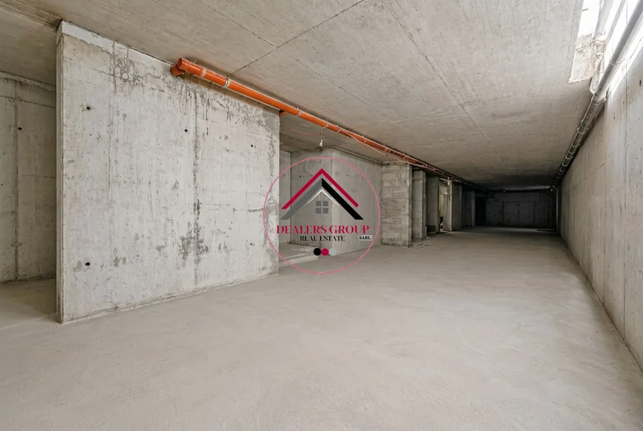Prime Location core and shell Modern Shop for Sale in Ras Beirut — photo 3
