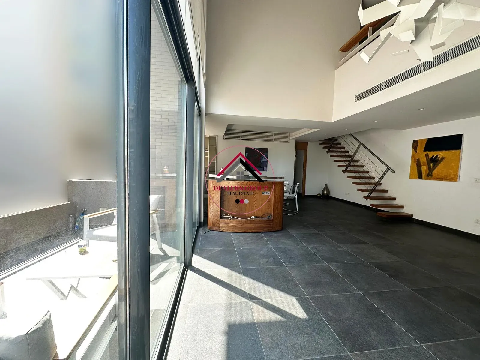 Let yourself live at a safe place ! Modern Loft for Sale in Achrafieh — photo 3