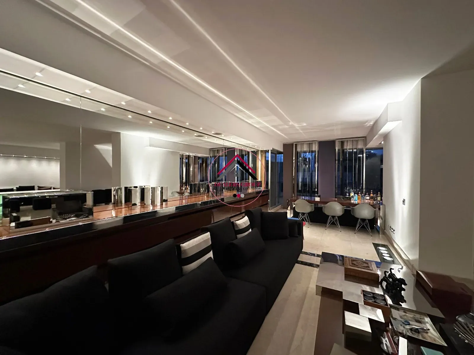 Reach for the Sky in Style ! Modern apartment for Sale in Achrafieh — photo 3