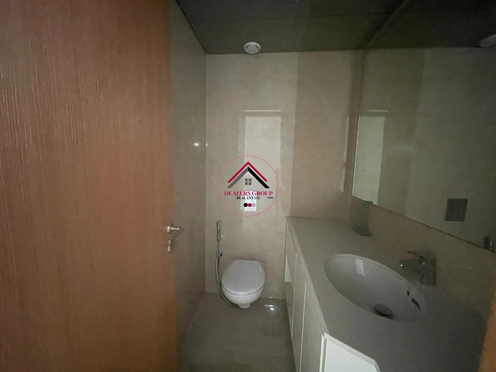 Deluxe Modern Apartment for Sale in Ain EL Mreisseh — photo 4
