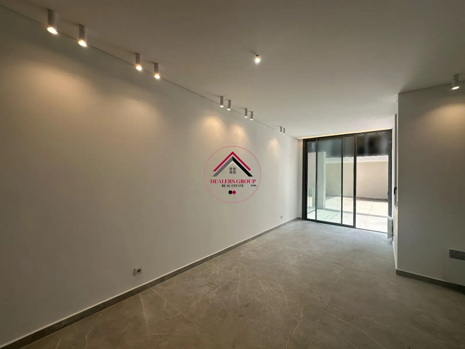 Your ideal Apartment ! Modern Duplex for Sale in Achrafieh + Terrace — photo 3