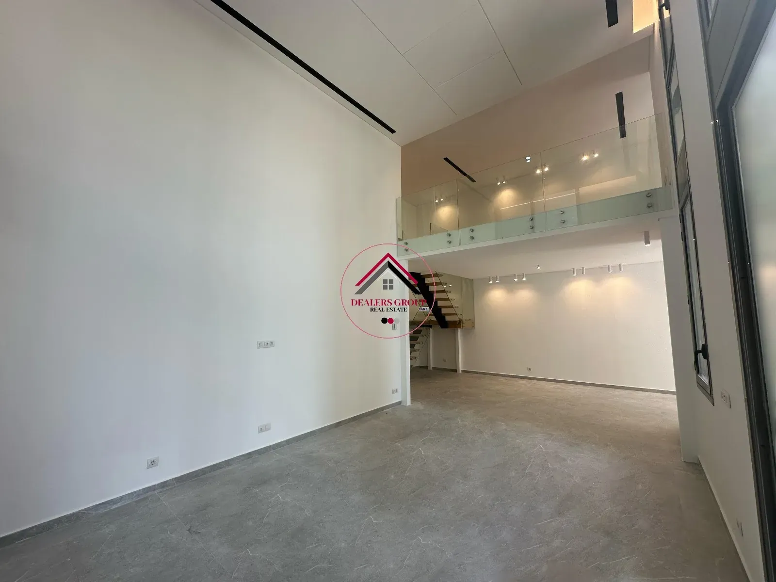 Your ideal Apartment ! Modern Duplex for Sale in Achrafieh + Terrace — photo 4