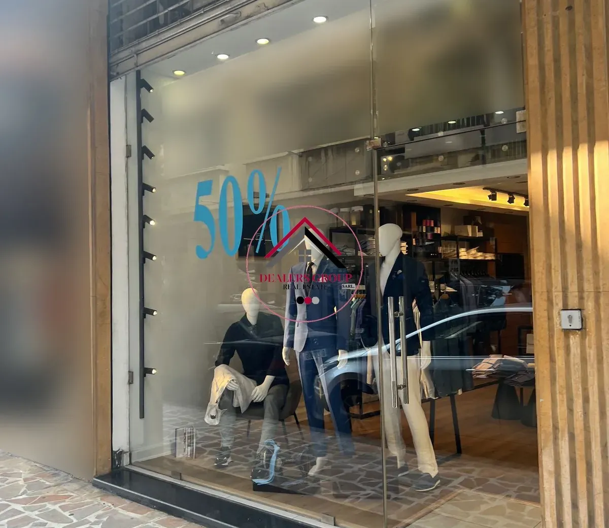 Prime Location Shop for Sale in Hamra – Ras Beirut — photo 2