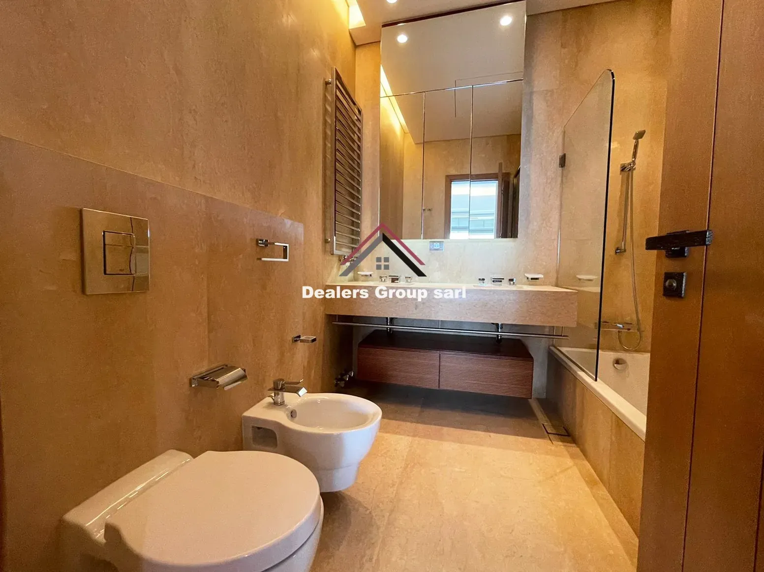 The Lifestyle You Deserve ! Dream Apartment for Sale in Achrafieh — photo 2