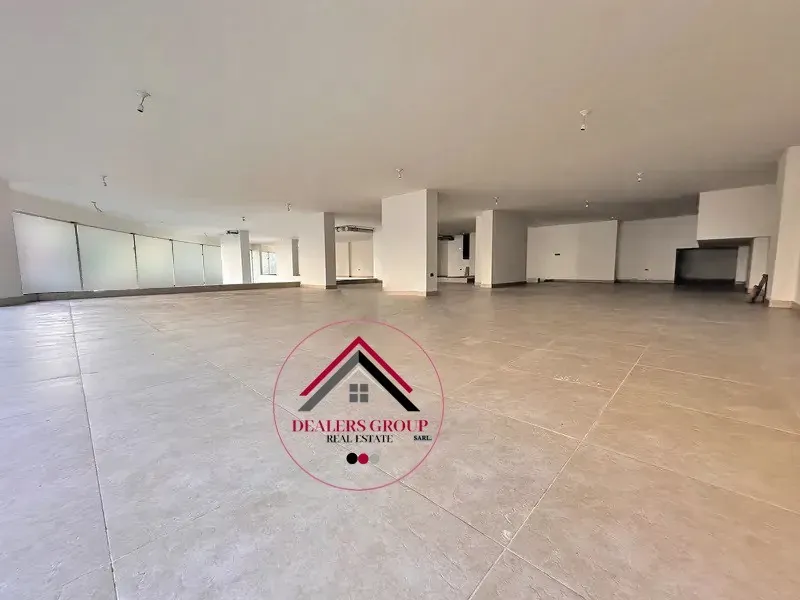 Prime Location Showroom for Sale in Unesco – Beirut